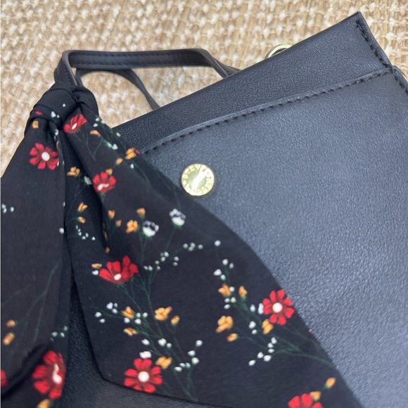 STEVE MADDEN Y2K Black Mini Bag Scarf Crossbody Strap - Picture 2 of 3